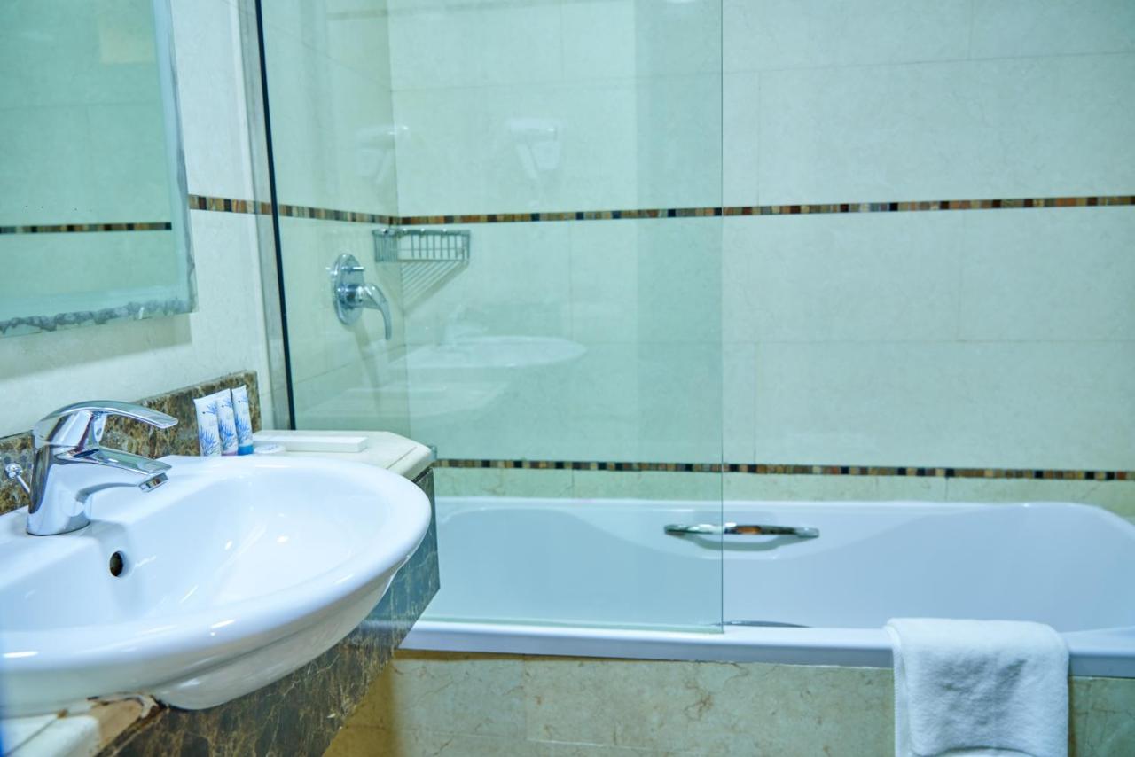 Grand Square Hotel Dubai Exterior photo